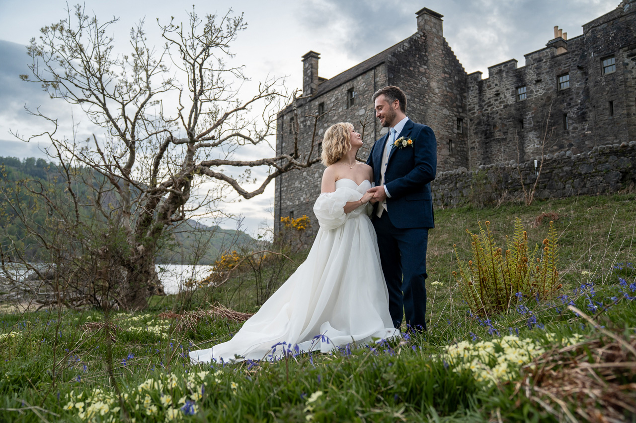 isle-of-skye-intimate-wedding-moment Elopement portraits at Eilean Donan Castle on the Isle of Skye